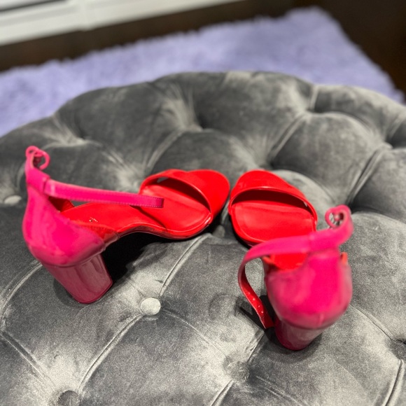 CALL IT SPRING BLOCK RED&PINK HEELS - Picture 5 of 7